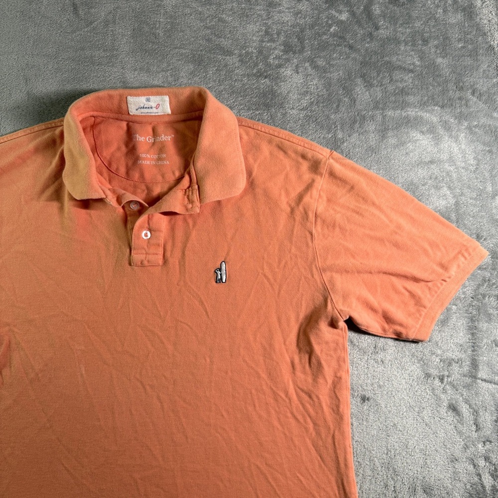 Johnnie-O 'The Grinder' Polo Shirt Men's Medium Salmon Orange Surfboard Graphic